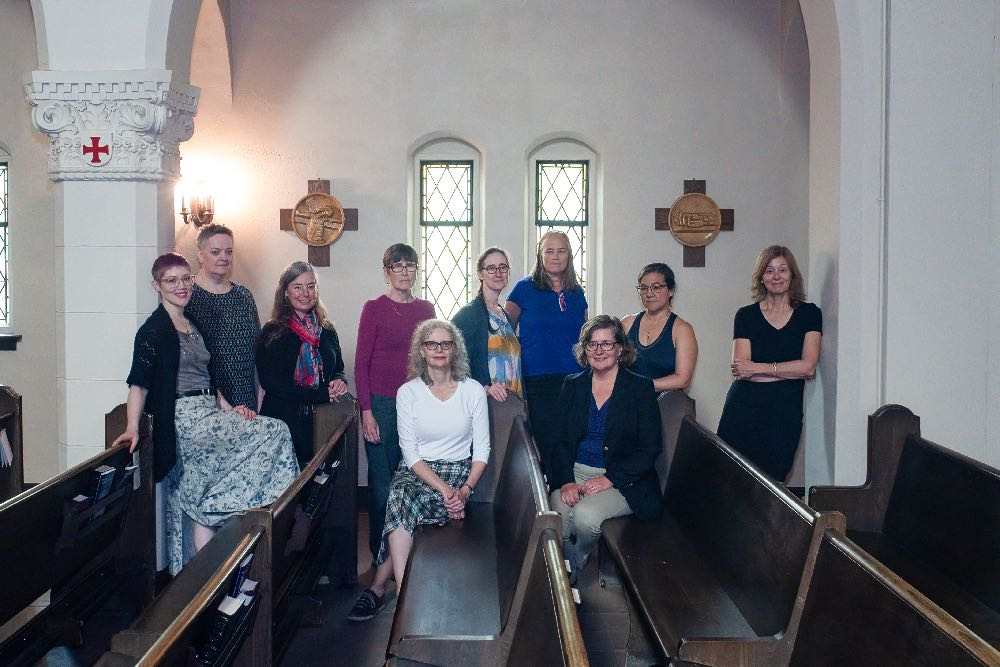 A choir of 10 women 